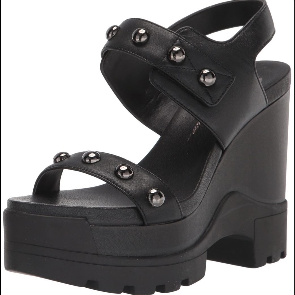 Jessica Simpson Women's Black Baysie Platform